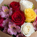 Buquê Rosas Coloridas Com Ferrero Rocher 12 Unid.