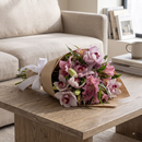 Buquê De Orquídeas e Lírios Rosas