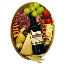 Cesta Gourmet de Queijo Vinho e Frios