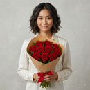 Buquê Charlotte com Rosas Vermelhas
