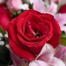 Vaso de Rosas e Lírios