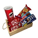 Cesta de Chocolates com Batata Pringles