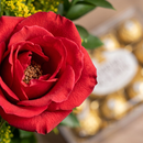Rosa para Presente com Ferrero