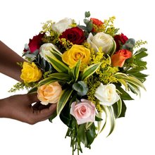 Buquê Ternura de Rosas Coloridas