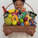 Cesta de Frutas, Queijos, Aperitivos e Vinho 