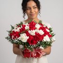 Bouquet 36 Rosas Vermelhas e Brancas Especiais 
