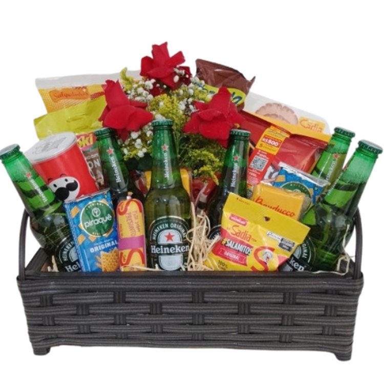 Cesta de Cervejas e Aperitivos