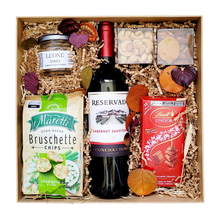 Cesta com Vinho Chileno, Antepasto e Chocolate