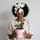 Orquídea Branca em Vaso Artesanal Rosa