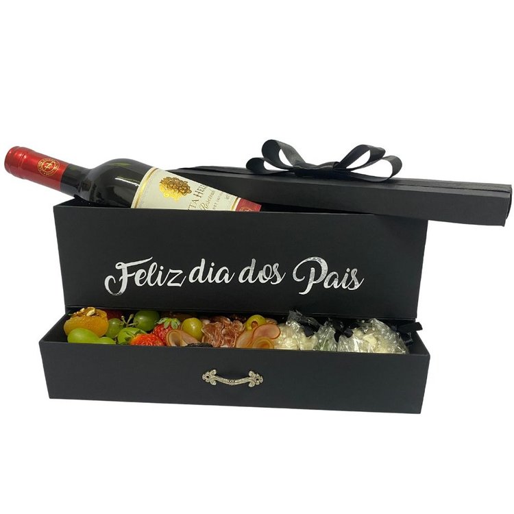 Caixa de Vinho com Petiscos Pais