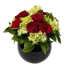 Arranjo Vermelho em Vaso Redondo