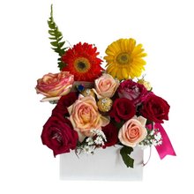 Box Flores Variadas Com Trio Ferrero Rocher