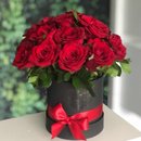 Box P com Rosas Vermelhas