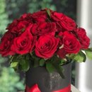Box P com Rosas Vermelhas