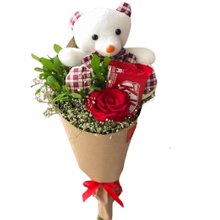 Cone de Rosa, Kit kat e Pelúcia