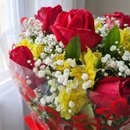 Buquê de 6 Rosas com Alstroeméria 