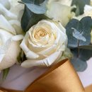 Box com 20 Rosas Brancas