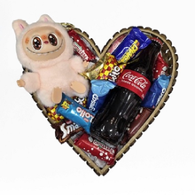 Cesta Coração com Lafufu e Chocolate
