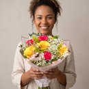 Buquê Meia Dúzia de Rosas Coloridas