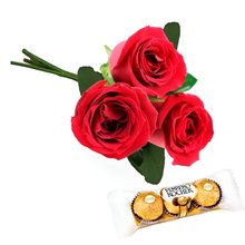 Buquê De 3 Rosas Vermelhas Com Ferrero Rocher T3