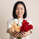 Elegante Buquê De 18 Rosas Mescladas
