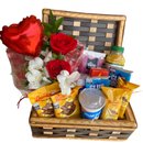 Café da Manhã com Arranjo de Rosas 