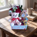 Cesta de Chocolate com Rosas e Pelúcia 