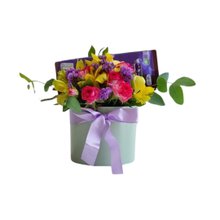 Arranjo de Mini Rosas e Astromélias