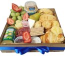 Cesta Premium Café com Frutas e Pães 