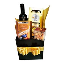 Presente com Admiração com Vinho e Lindt