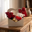 Caixa envelope com urso e rosas