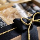 Cesta Especial Com Chocolates e Whisky Box Premium