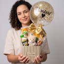 Cesta Aniversário  Com Ursinho e Doces Carinho Gold 
