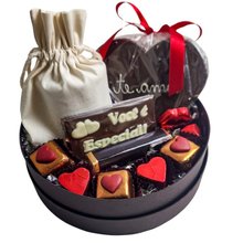 Cesta Redonda Chocolate e Vela Aromática