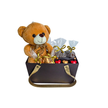 Cesta Urso de Pelúcia com Chocolate Belga
