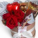 Cesta Chocolates com Rosas Eternas