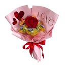 Buquê Serena Rosa Solitária e Bombons