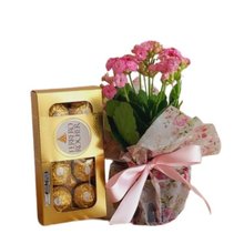 Flor com Ferrero Rocher 