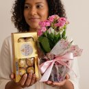 Flor com Ferrero Rocher 