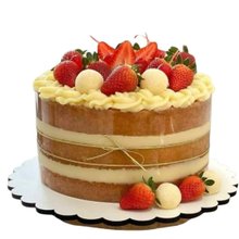 Bolo de Aniversário Ninho com Morangos Para 10 Pessoas