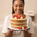 Bolo de Aniversário Ninho com Morangos Para 10 Pessoas