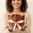 Bolo de Aniversário Brigadeiro com Morango