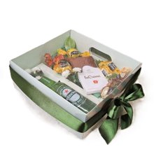 Caixa de Petiscos Craft com Cerveja e Chocolates
