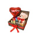 Baú Romântico Com Mini Espumante Chocolates e Urso 