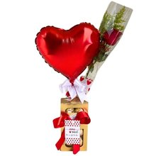Rosa com Ferrero e Balão