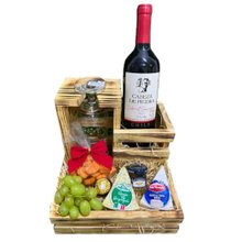 Cesta Queijos e Vinho Especial