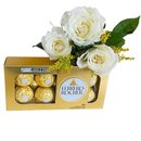 Ramalhete 3 Rosas Brancas e Ferrero 