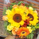 Arranjo Floral de Buquê de Flores Mistas Tema Alegria