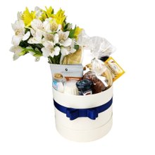 Cesta de Café da Manhã com Flores G Azul