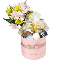 Cesta de Café da Manhã com Flores G Rosa